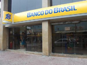 Bancários do todo o país entram em greve por tempo indeterminado