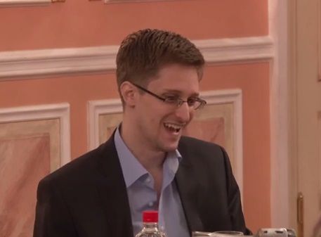 WikiLeaks divulga primeiro vídeo de Snowden desde asilo na Rússia