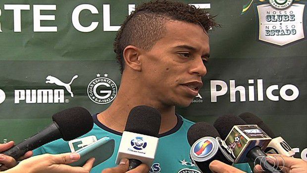 Com quatro vitórias consecutivas, William Matheus enaltece o momento do Goiás