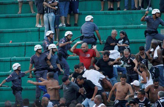 PM divulga relatório que pode denunciar Corinthians por disparo de bomba