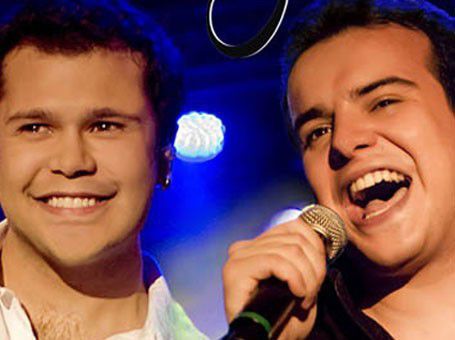 Marcos e Belutti fazem show na Santa Fé Hall
