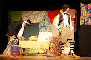 Peça 'Quecosô, Oncotô, Oncovô' é encenada no Teatro Goiânia