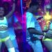 Vídeo registra momento em que Anitta sensualiza com bailarino| Foto: Reprodução