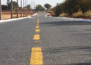 Prefeito Gustavo Mendanha (PMDB) segue planos para asfaltar Aparecida de Goiânia | Foto: Fabiano Araújo