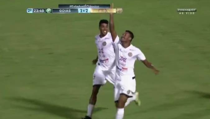 Goiás 1 vs 2 Camaleão | O volante Klésio foi um dos destaques da partida. Ele marcou os gols da vitória da Aparecidense | Foto: reprodução