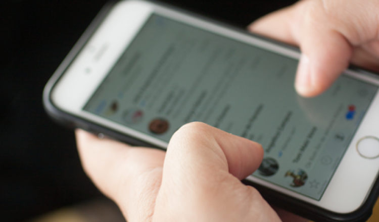 Homem de 53 anos praticou pedofilia pelo celular | Foto: Reprodução/Ilustrativa