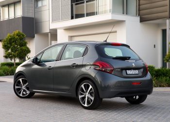 Para adquirir o carro, cedido por uma concessionária, os clientes deverão estar em um dos postos participantes acompanhando um painel, o impostômetro | Foto: Reprodução