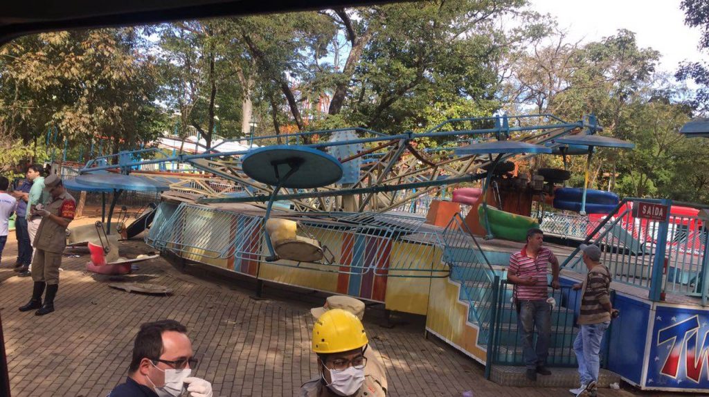 Twister saiu do eixo e deixou 13 feridos na última quarta, 26 | Foto: Reprodução/Whatsapp