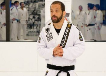 Campeão Mundial Hélio Soneca ministrando aula. | Foto: Hélio Soneca