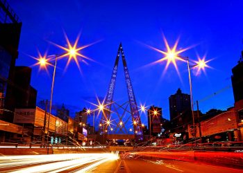 É a décima nova via a receber sistema mais moderno de iluminação pública | Foto: Jackson Rodrigues