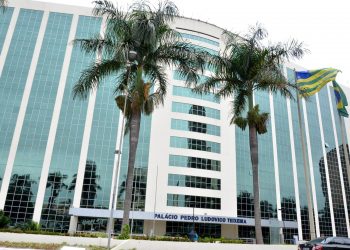 Governo do Estado encaminhou propostas de criação de cargos e funções comissionadas à Alego em agosto | Foto: Eduardo Ferreira