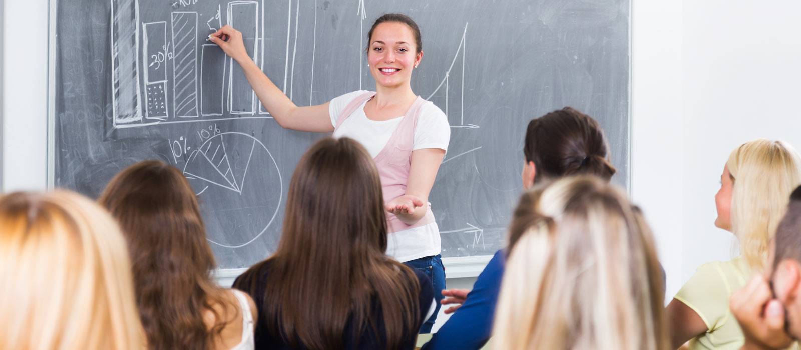 Oportunidades são para professores de vários temas | Foto: Reprodução