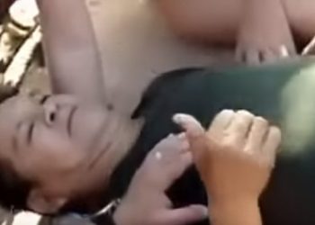 Índio, uma das vítimas do acidente aéreo, é confundido com o cantor Leonardo. Vítima faz o sinal de joia para dizer que está bem | Foto: reprodução