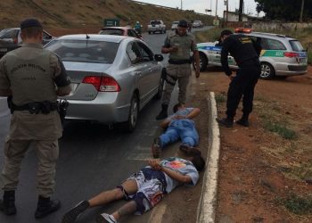 Dupla estava circulando nas redondezas do presídio | Foto: divulgação