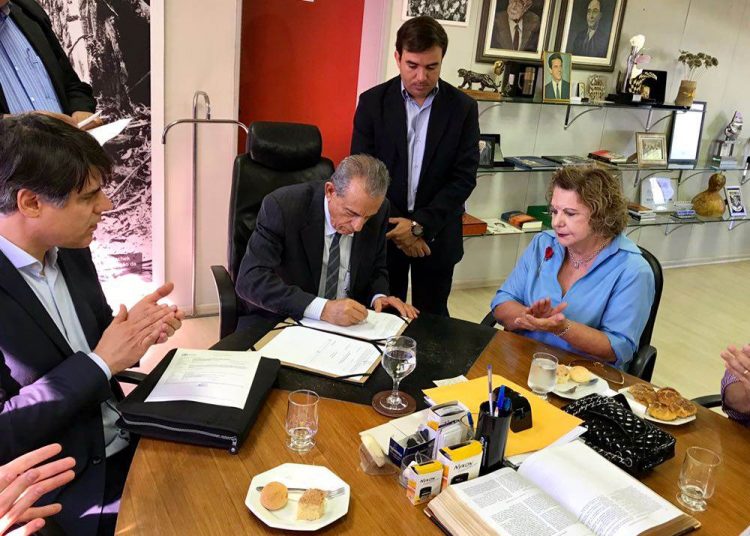 A pedido de Iris e com intermédio de Lúcia Vânia, Usina de Asfalto será instalada em Goiânia | Foto: Paulo José