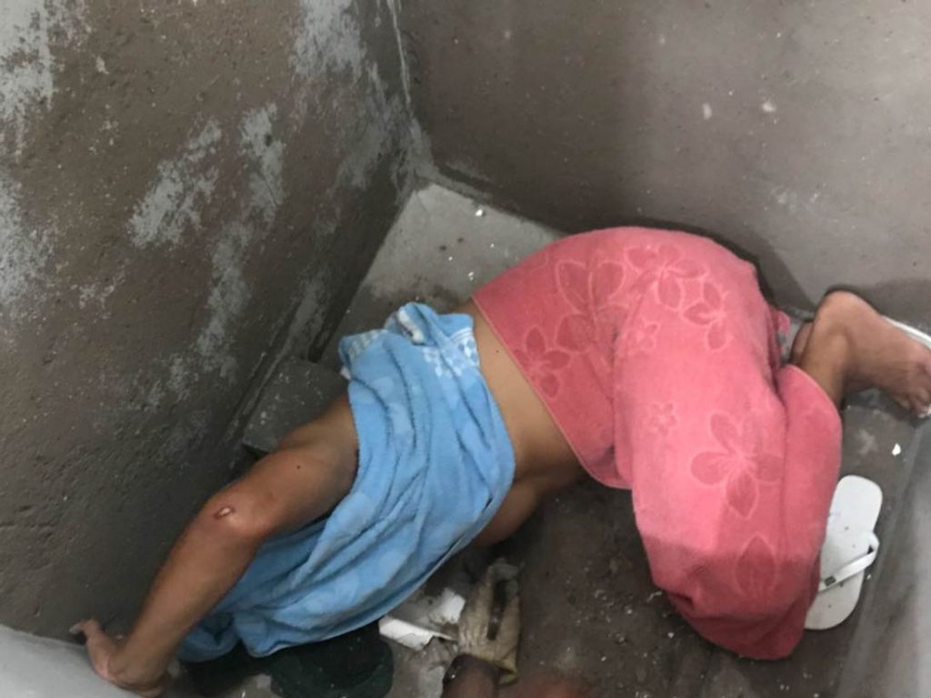 Em Jataí, bombeiros resgatam preso que ficou entalado em sanitário | Foto: Reprodução
