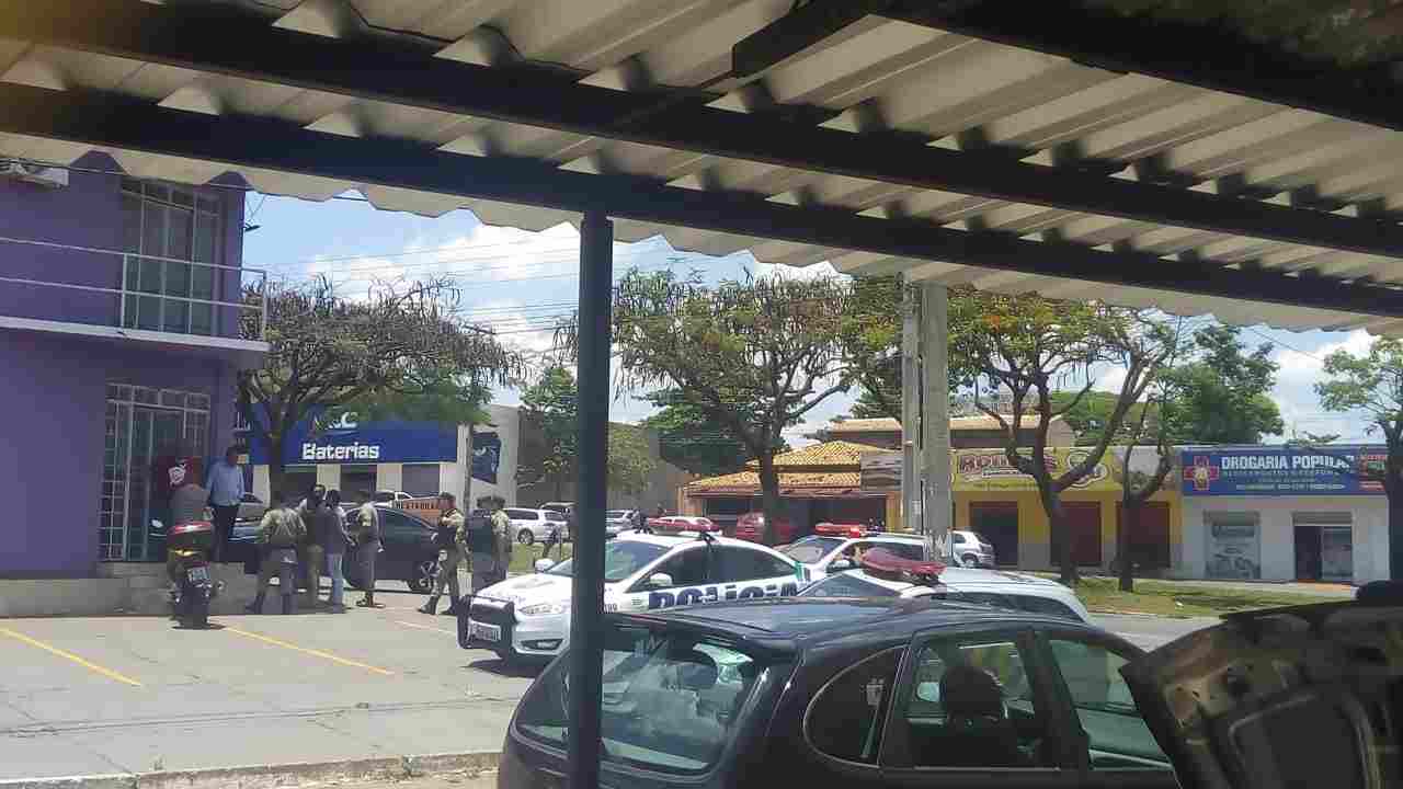 Homem é morto com 2 tiros dentro de uma igreja no Jardim Guanabara | Foto: Leitor/Whatsapp
