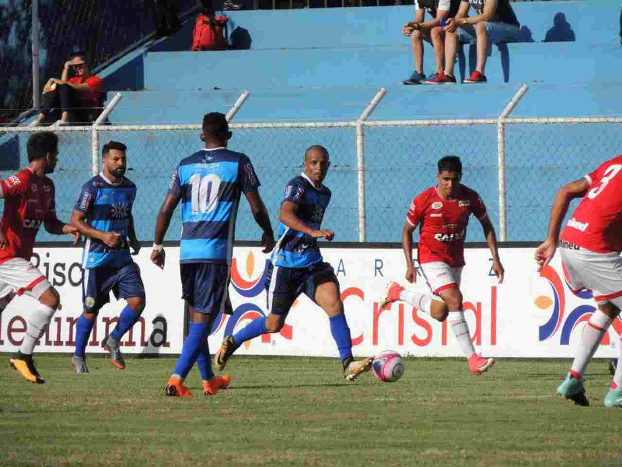 Aparecidense fecha com técnico e meia campeões pelo Vila Nova | Foto: Reprodução