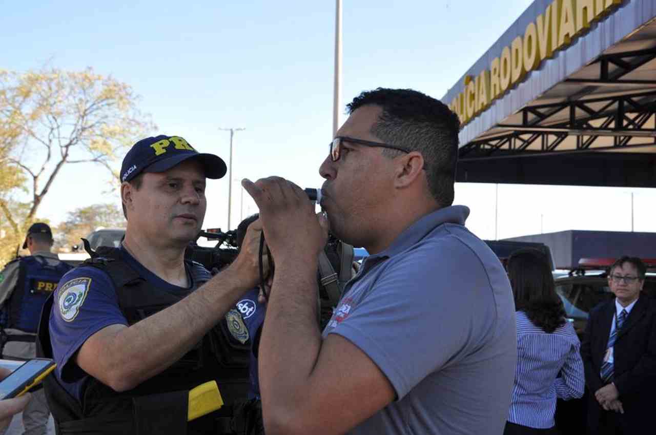 Inspeção dos equipamentos de radar e bafômetro também deve ser levada em conta no momento de recorrer de multa | Foto: Divulgação/Detran-GO
