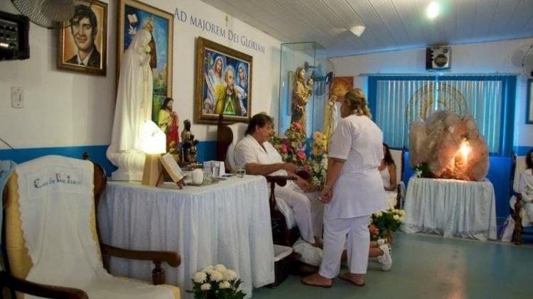 Médium João de Deus em atendimento na Casa Dom Inácio de Loyola | Foto: reprodução