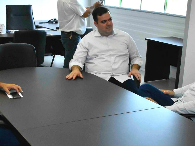 Em reunião, prefeito Mendanha define futuros rumos da sua equipe em Aparecida | Foto: Reprodução