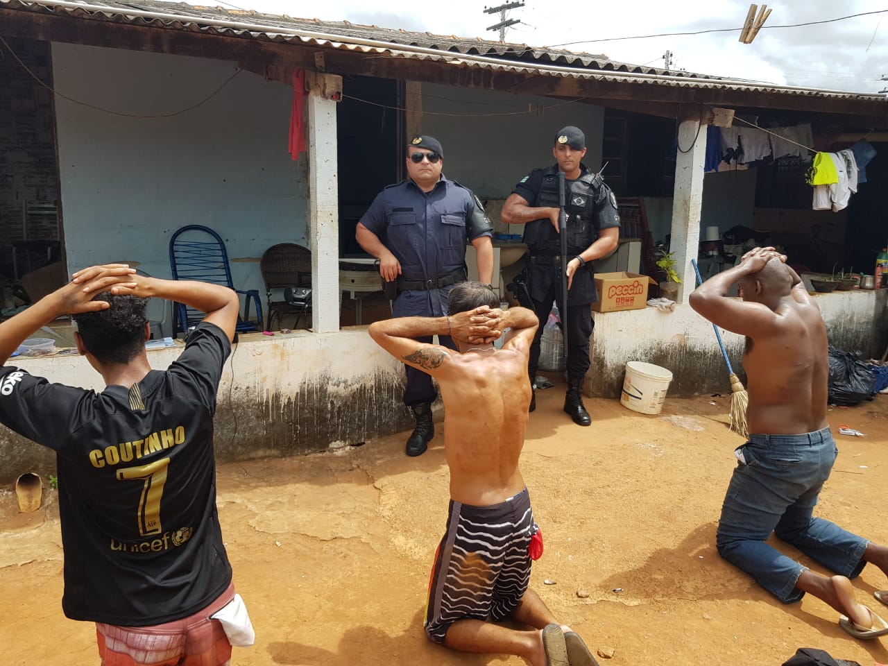 GCM prende suspeitos de furto e vandalismo em escola de Aparecida | Foto: Divulgação