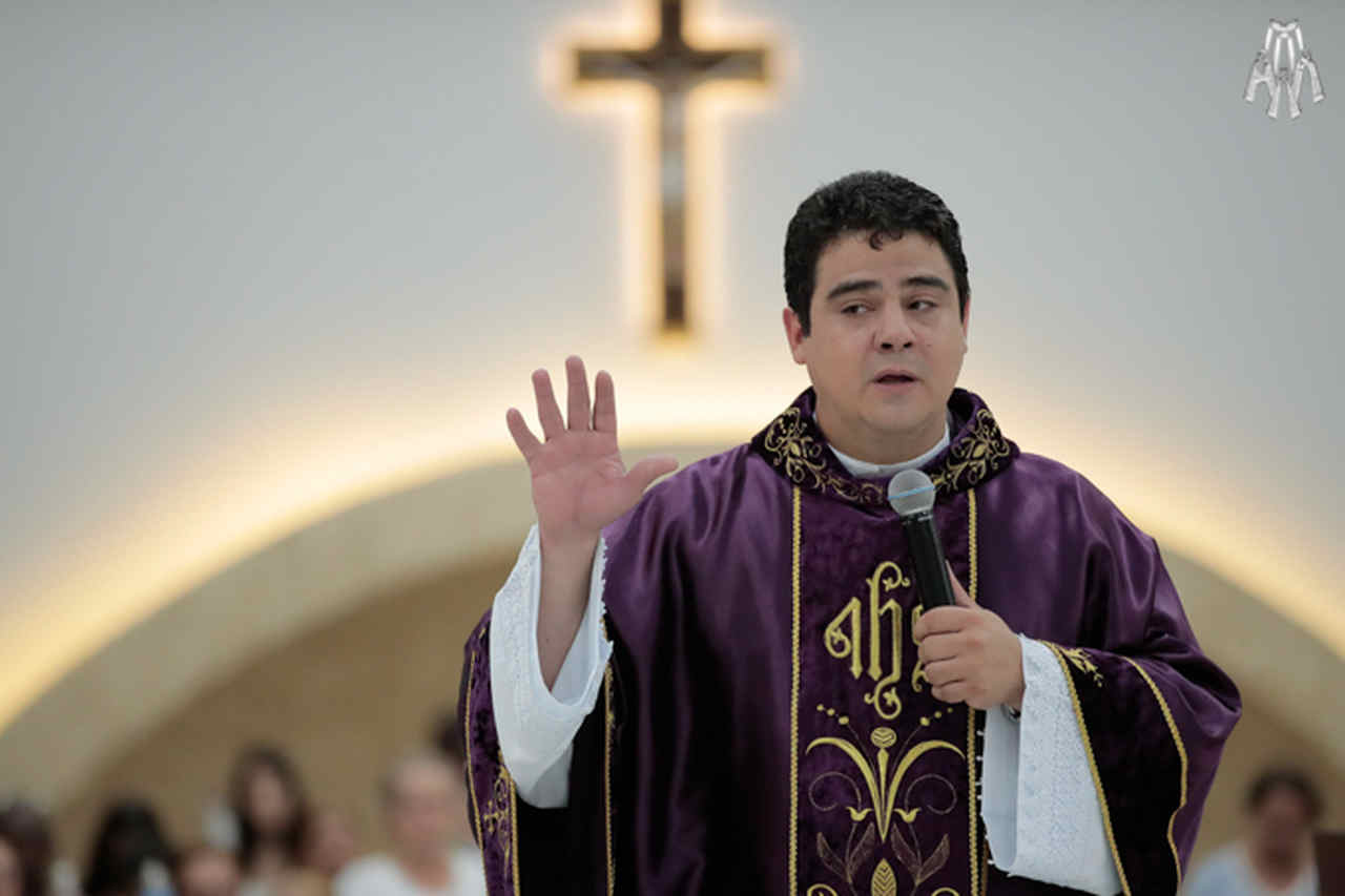 Caso padre Robson