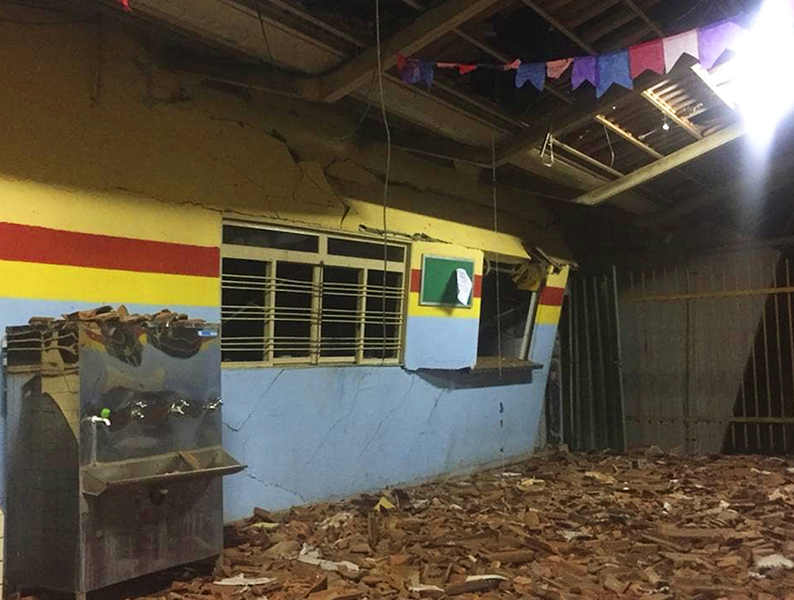 Escola Municipal Olentino Xavier da Costa, no setor Serra Dourada, em Aparecida, é destruída por explosão | Foto: Divulgação / CBMGO