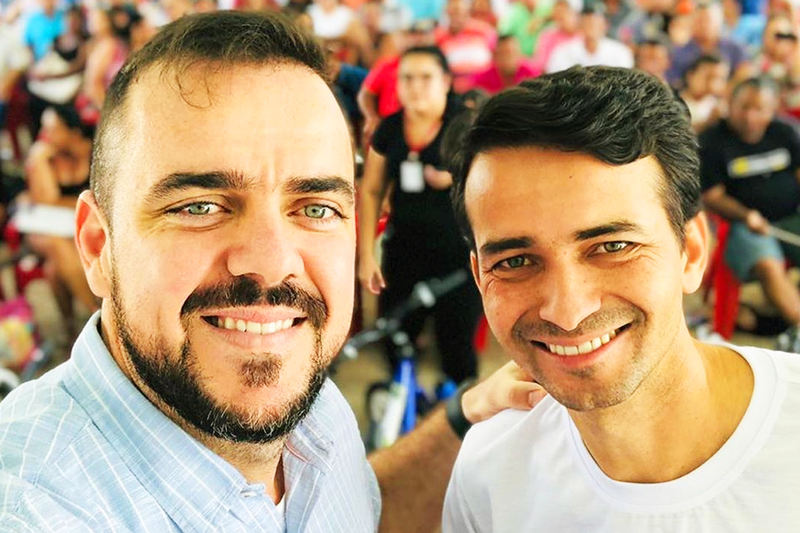 Prefeito Gustavo Mendanha e seu secretário de Desenvolvimento Urbano, Max Menezes | Foto: Arquivo Pessoal