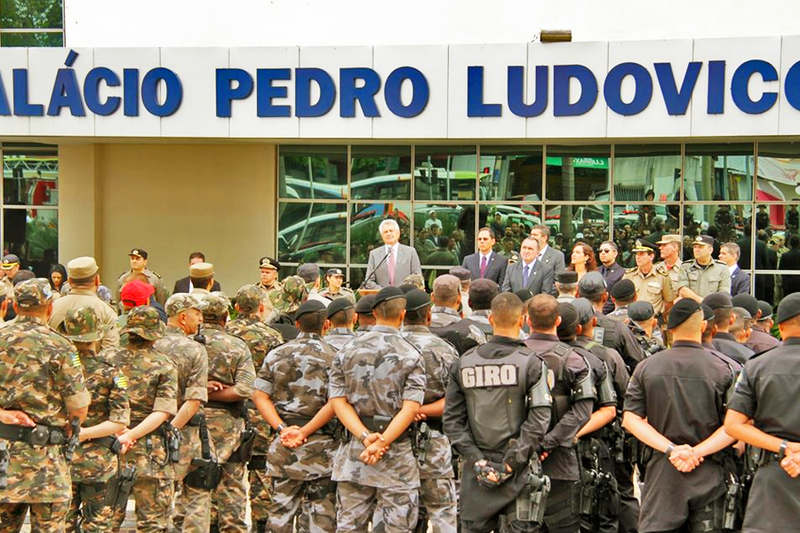 Lançamento da Operação Boas Festas fechou o anel interno da Praça Cívica e provocou transtorno no trânsito em toda a região | Foto: Sgt. Luiza / PMGO