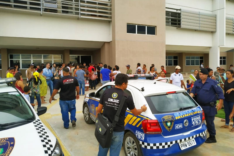 Famílias protestam na Prefeitura de Aparecida e são dispersadas com spray de pimenta | Foto: Movimento de Luta nos Bairros Vilas e Favelas de Goiás