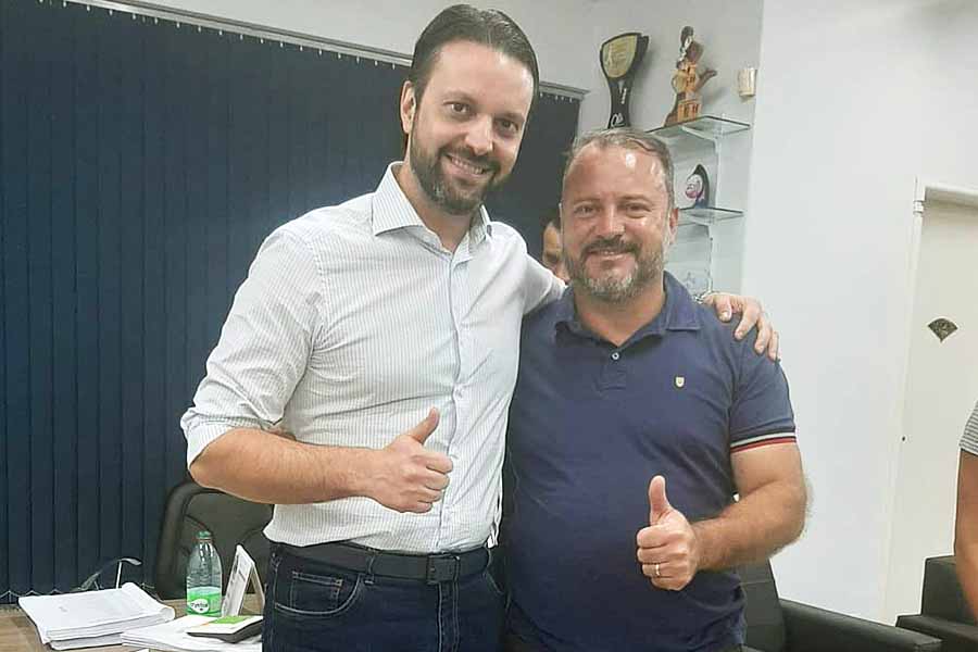 Vereador Fábio Ideal (à direita) disputará as próximas eleições no PP, presidido em Goiás por Alexandre Baldy (à esquerda) | Foto: Reprodução / Instagram