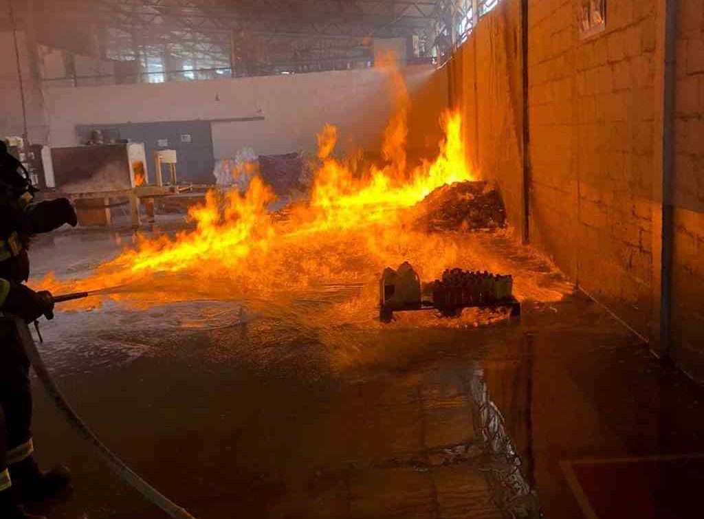 incêndio fábrica álcool Aparecida