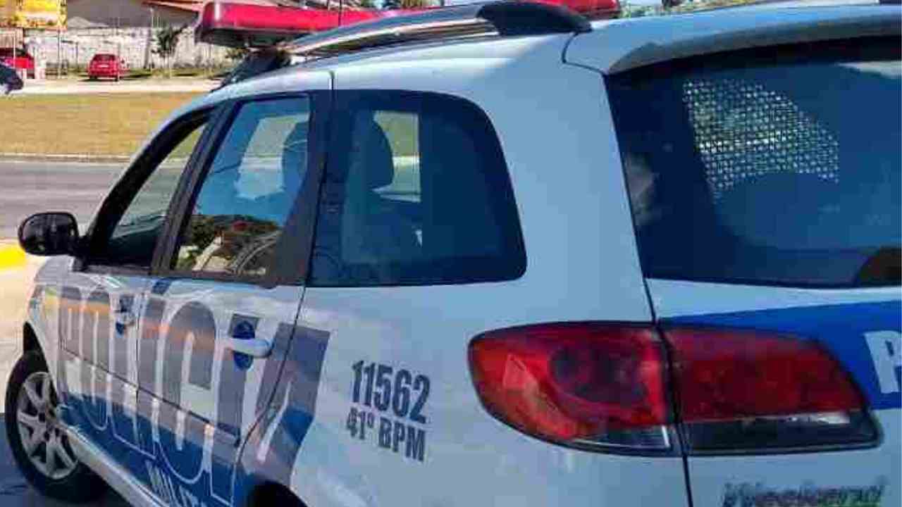 Padrasto estupra enteada, tenta fugir e é preso no Jardim dos Girassóis