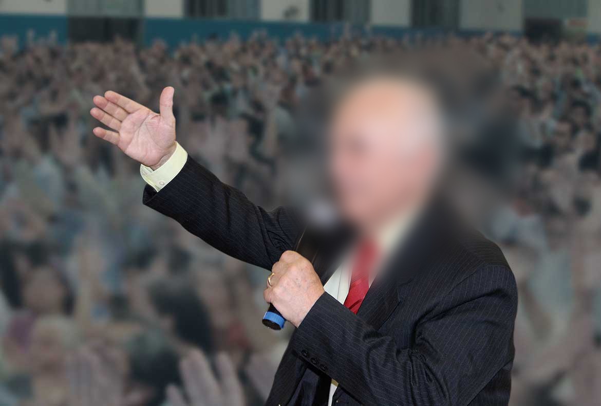 Pastor de 85 anos é investigado por assediar ao menos 4 fiéis