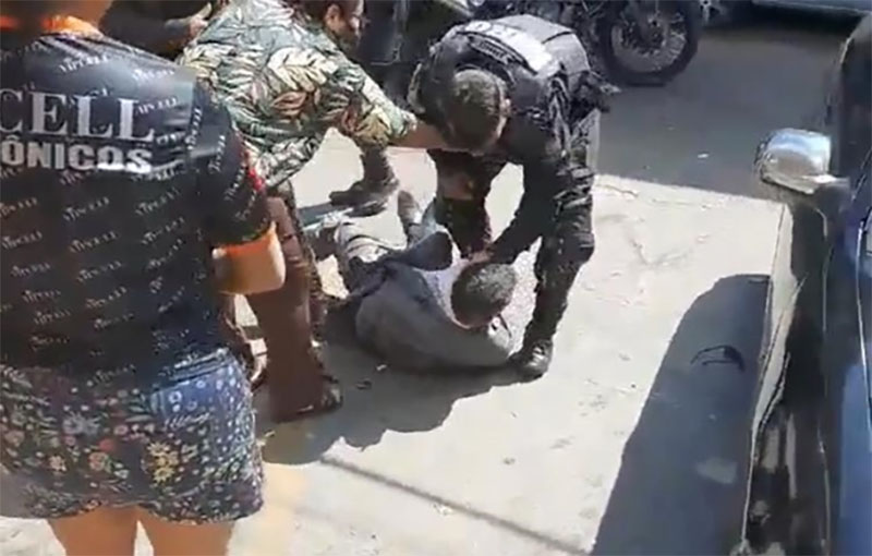 Advogado é agredido por policiais em Goiânia | Foto: Reprodução
