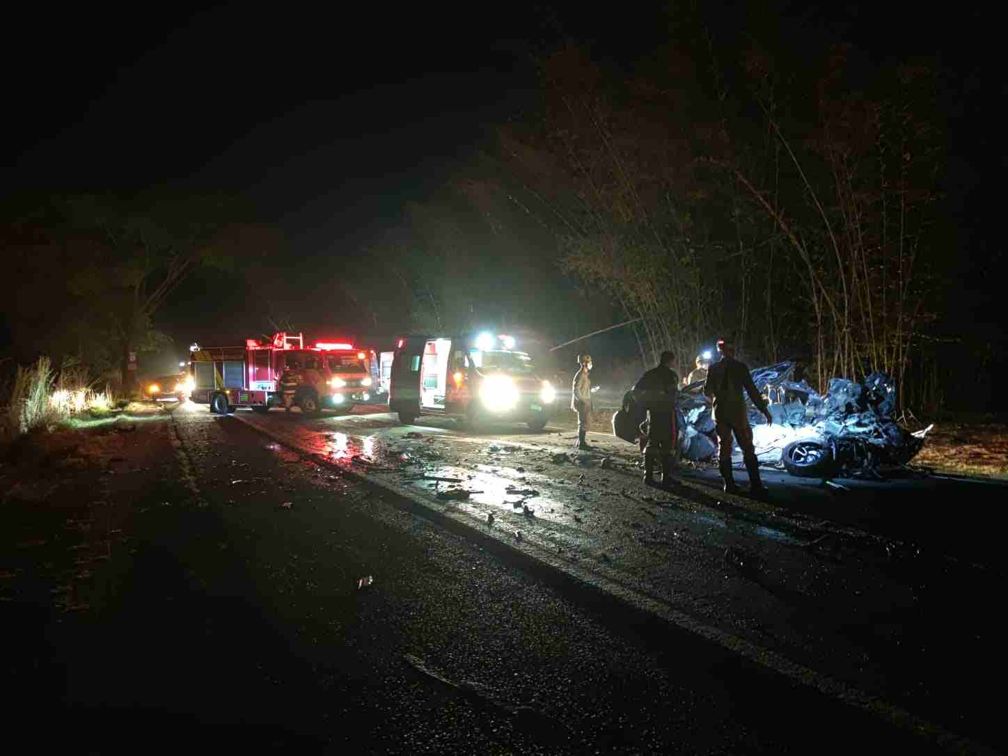 5 morrem após colisão com carreta na BR-364