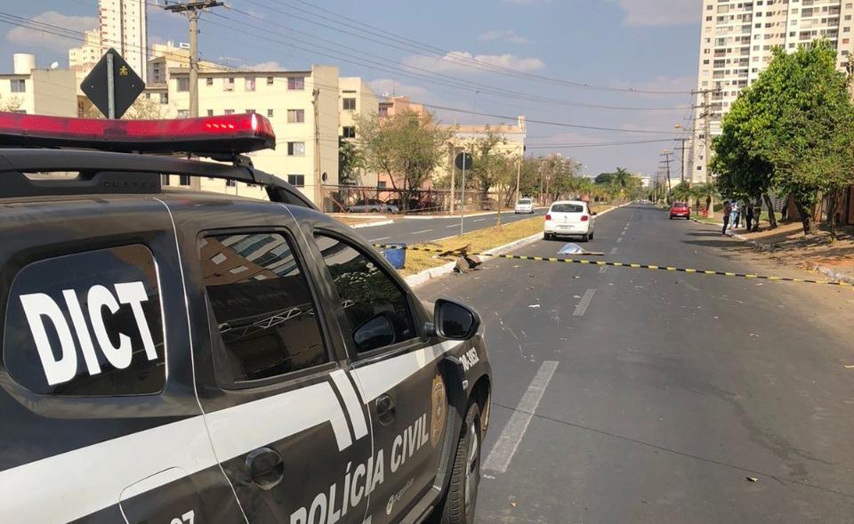 Acidente entre carro e moto deixa vítima fatal em Goiânia