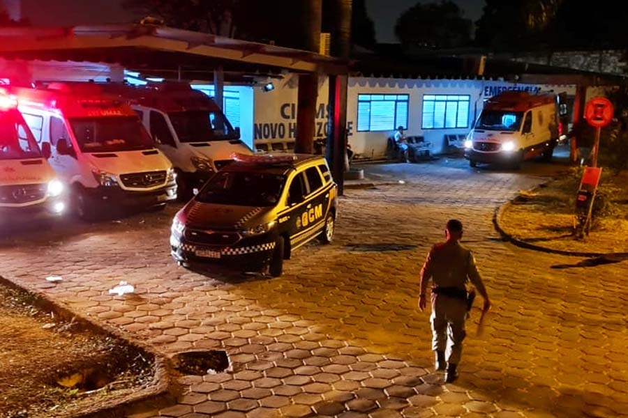 Homem surta e dá pedrada na cabeça de paciente em Cais de Goiânia