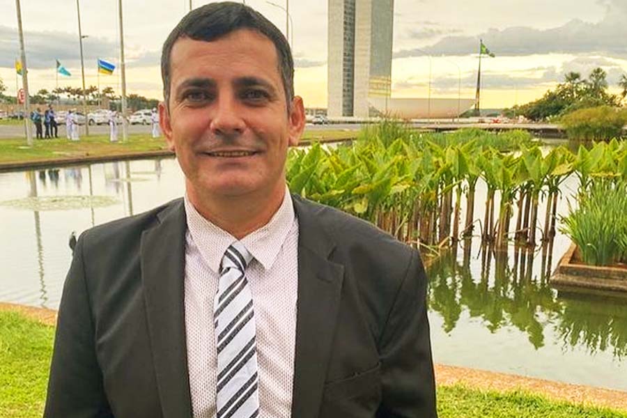 Secretário municipal é picado por cobra venenosa