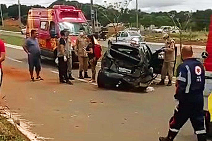 Idoso é intubado após acidente com caminhão em Aparecida