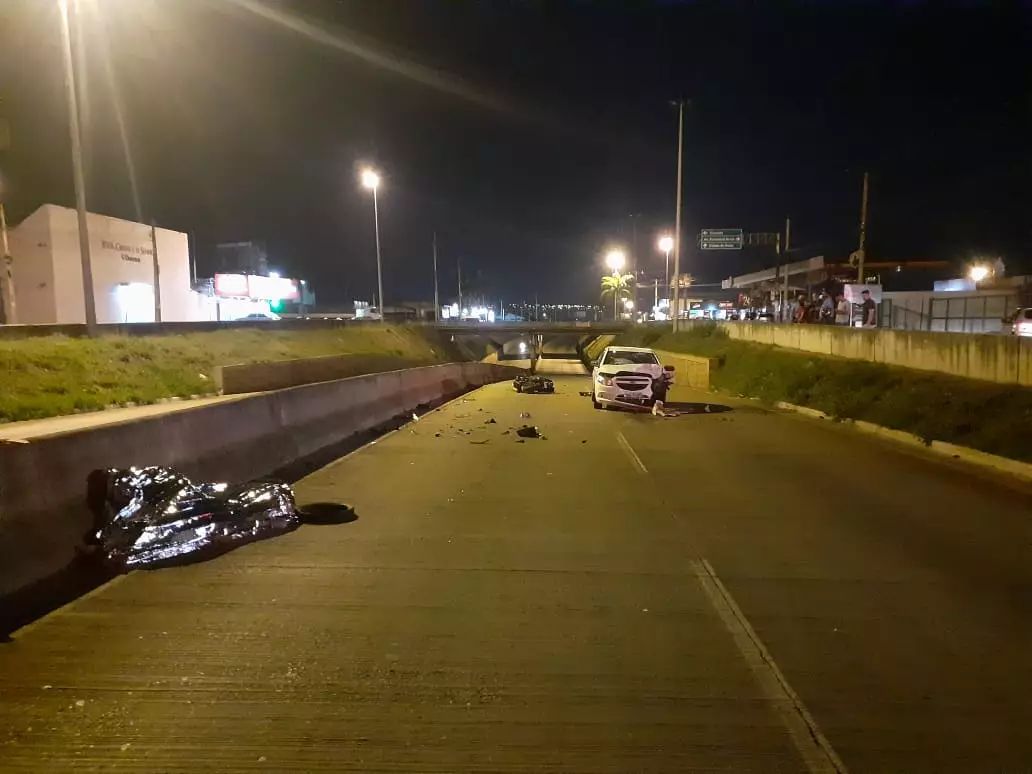 Motociclista morre ao trafegar na contramão na Avenida Anhanguera