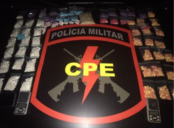 Polícia apreende R$ 250 mil em drogas durante abordagem no Garavelo