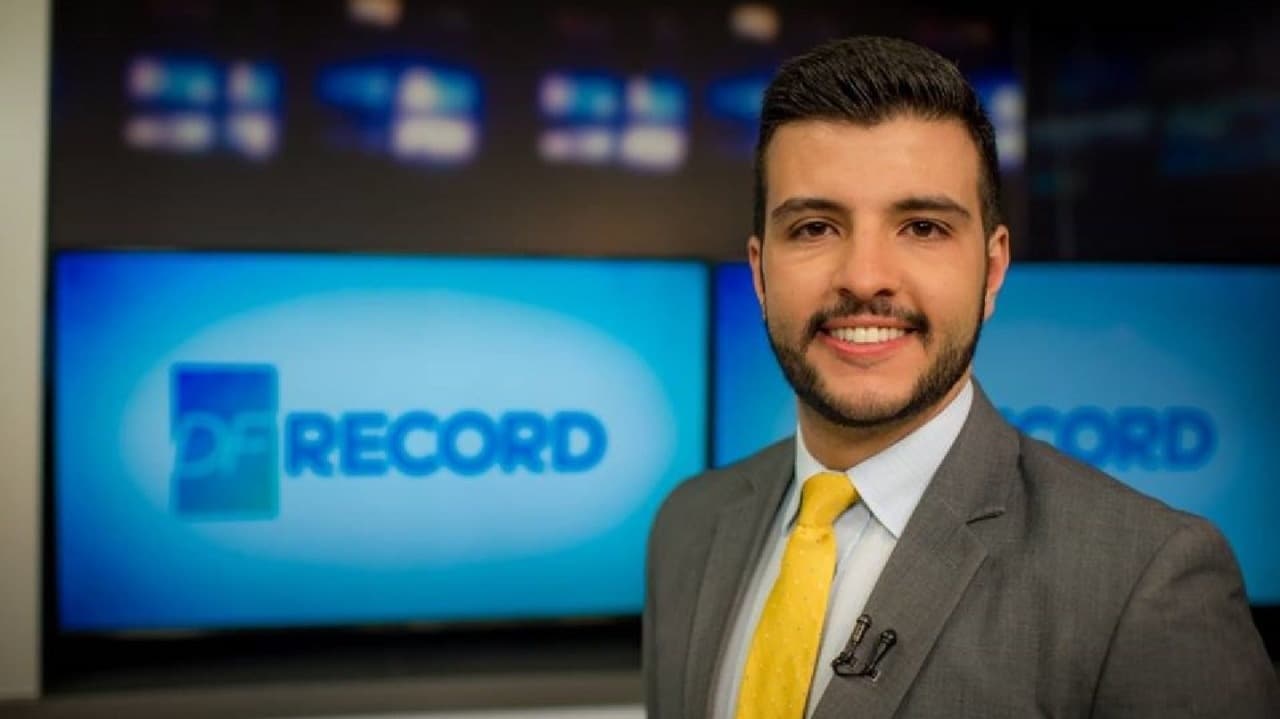 Matheus Ribeiro deixa a TV Record com a pretensão de ser deputado