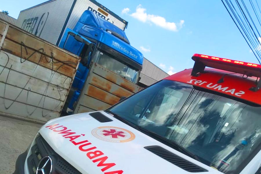 Empresário morre após acidente com caminhão em Aparecida