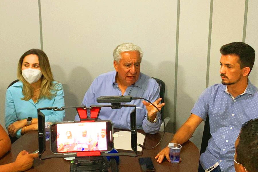 Camila Rosa, Vilmar Rocha e Hans Miller | Foto: Divulgação