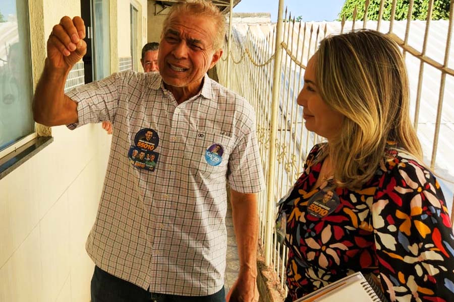 Ademir Menezes e a vereador Camila Rosa (PSD) | Foto: Folha Z