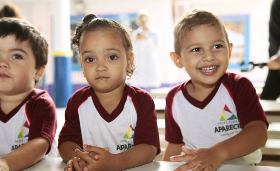 Mutirão atende famílias que não conseguiram vagas nos CMEIs de Aparecida de Goiânia