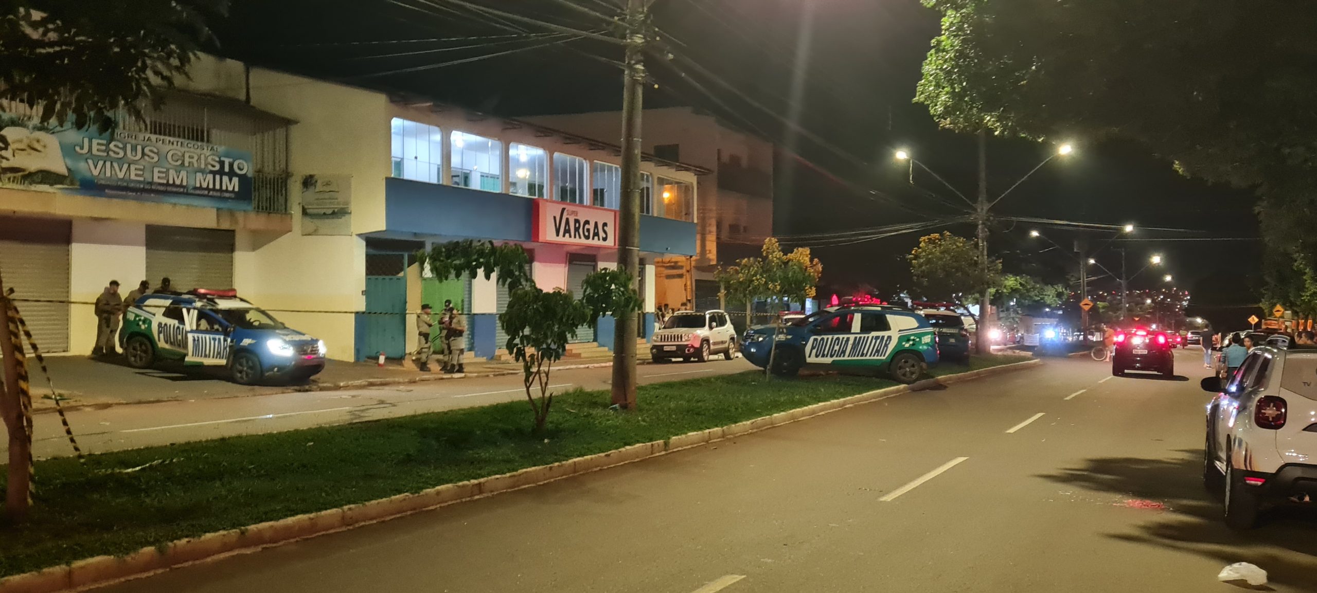 Morrem 2 dos 6 ocupantes do avião que caiu em Goiânia