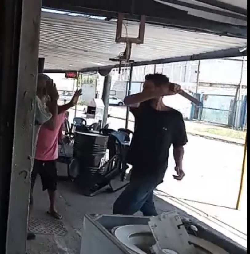 Um homem de 50 anos foi agredido a facadas por 2 homens em Aparecida de Goiânia | Foto: Reprodução